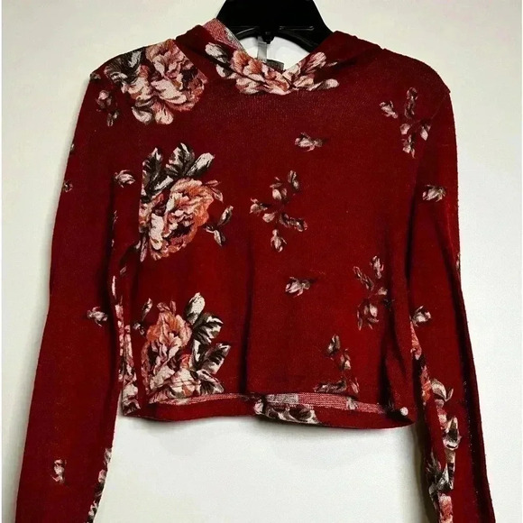 (3 for $10) Lot of 3 Juniors shirts/blouses Black and White and Burgun - Picture 2 of 7